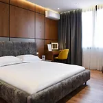 The Wilson Tirana